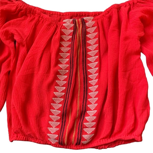 Kendall & Kylie red bell sleeve embroidered cropped top size medium - Picture 2 of 7